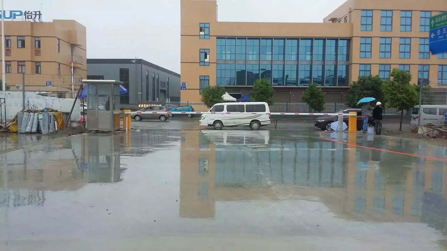 深圳龙岗区深圳龙岗区成都市物流公司道闸